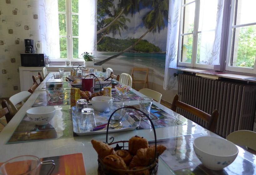 צימר Domaine De L Arche De René