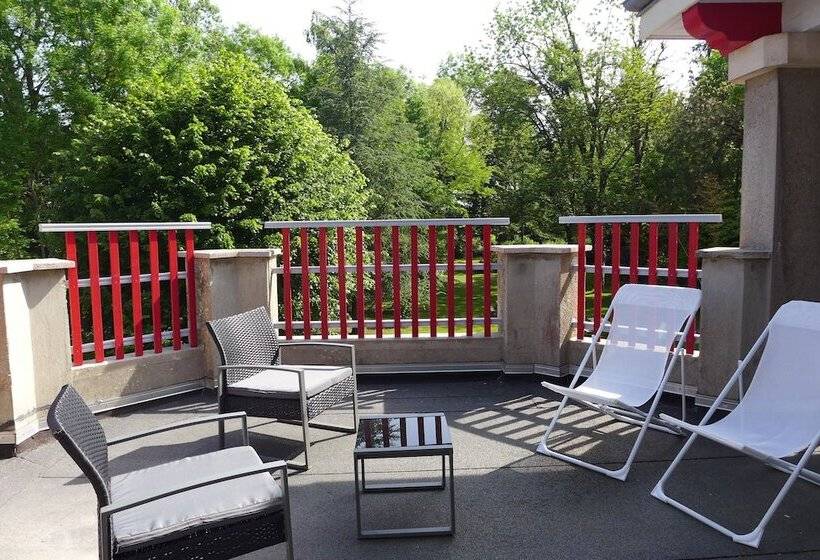 צימר Domaine De L Arche De René