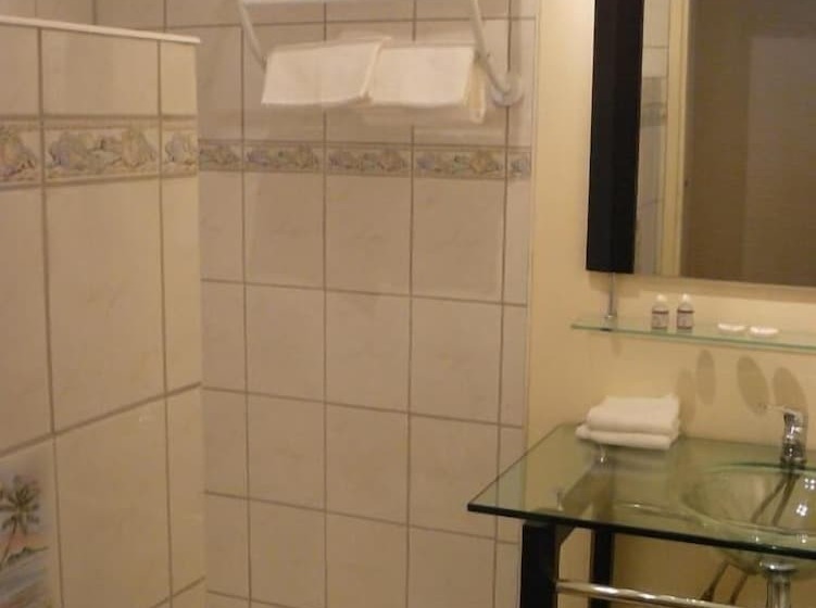 مبيت وإفطار L Odyssée Villa Iloa