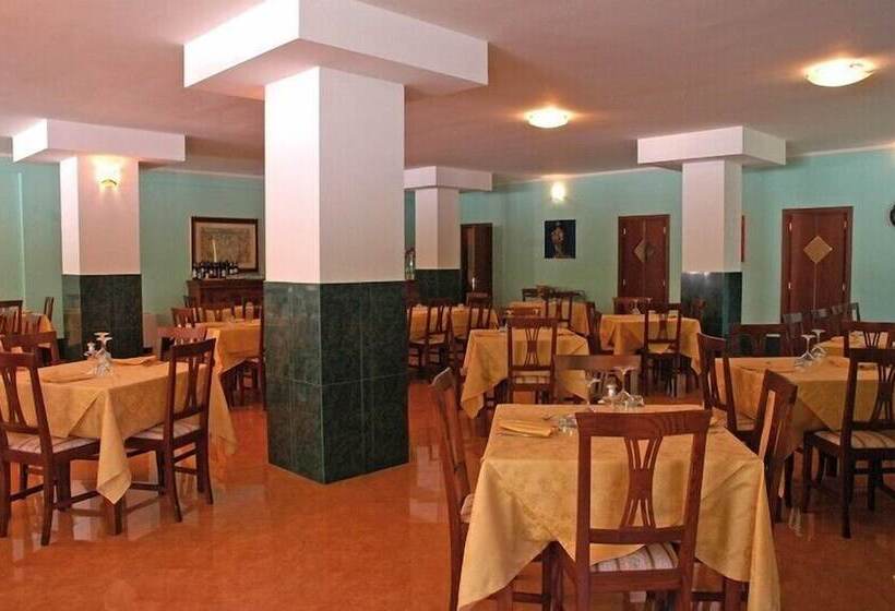 여관 Ristorante Umbria