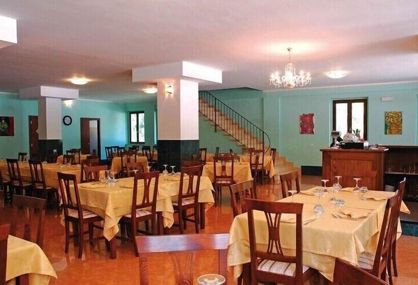 여관 Ristorante Umbria
