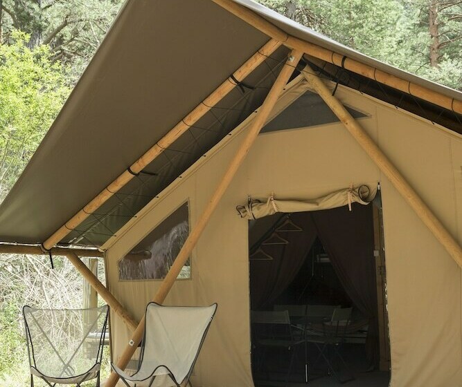 هتل Camping La Pinède