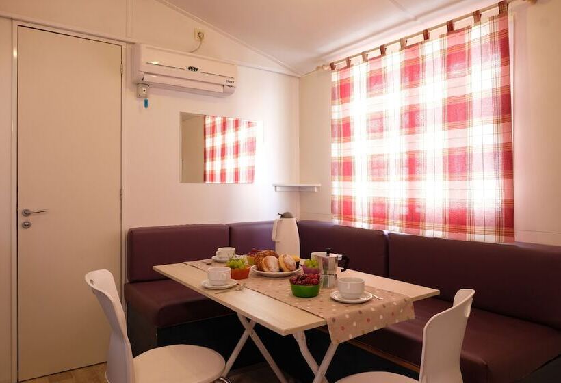 ホテル Victoria Camping Bella Austria
