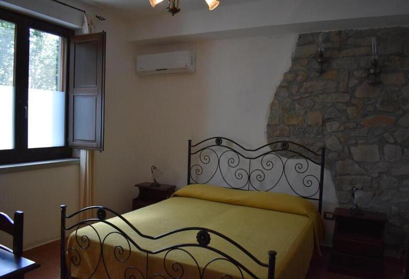교외 호텔 Agriturismo Fontanapietra