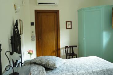 La Villa In Rosa B&b