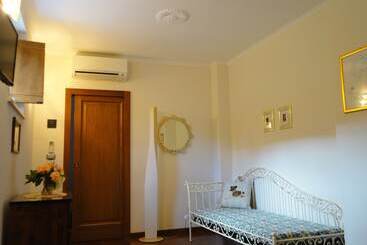 La Villa In Rosa B&b