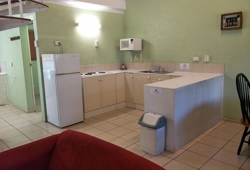 모텔 Ash Palms Motor Inn