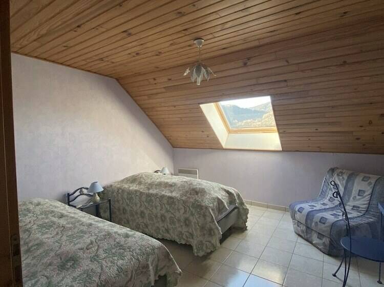 ペンション Ferme Auberge Le Cochon Du Madres