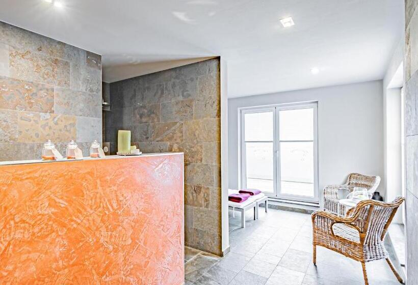 ペンション Johannishof Weincafe & Gastehaus