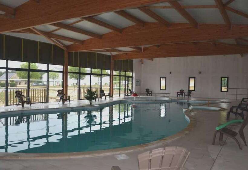 渡假胜地  Domaine De La Héchaie