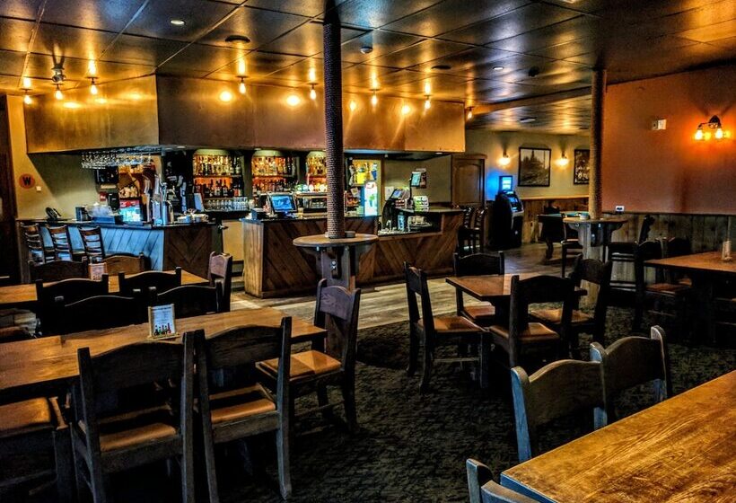 Riverside Inn