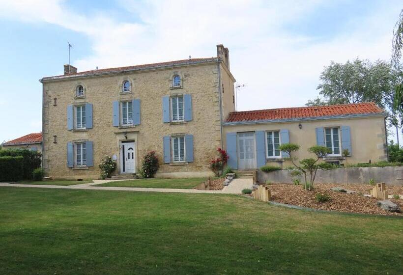 ベッドアンドブレックファースト Chambres D'hôtes Le Tilleul