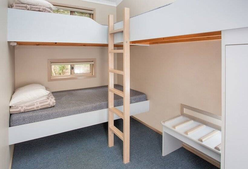 فندق Big4 Moruya Heads Easts Dolphin Beach Holiday Park