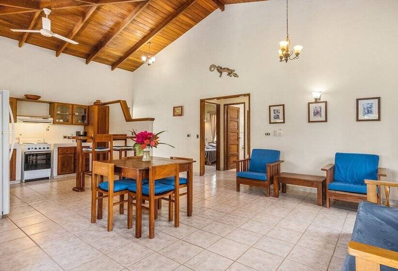 فندق Guacamaya Lodge