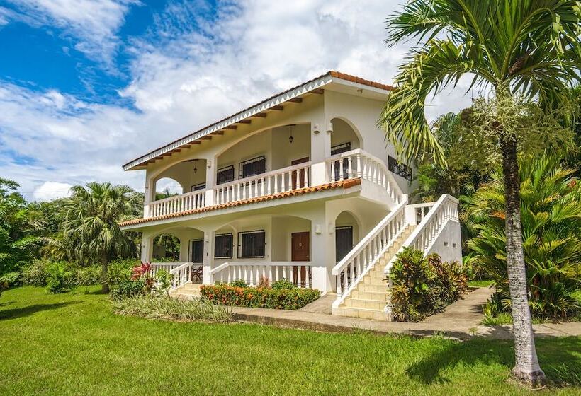 فندق Guacamaya Lodge