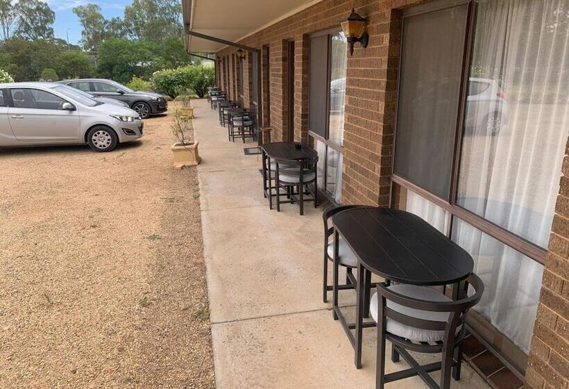 모텔 Newell Motor Inn Narrandera