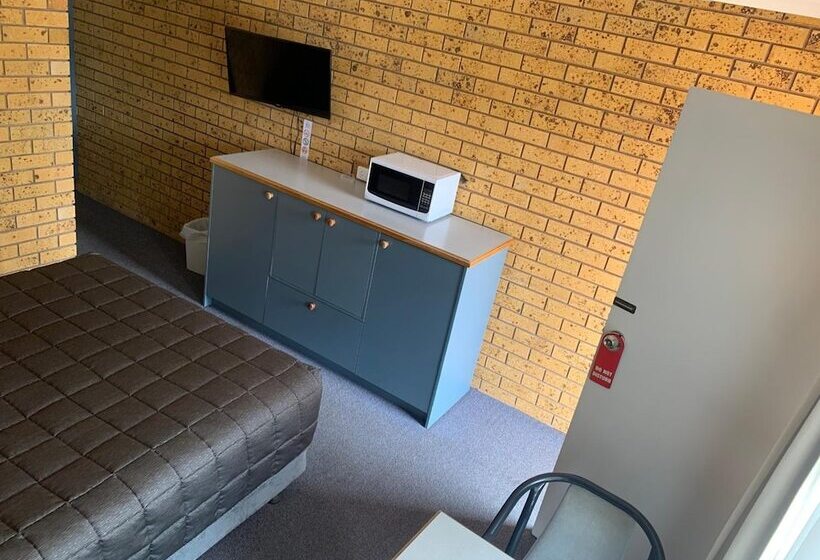 모텔 Newell Motor Inn Narrandera
