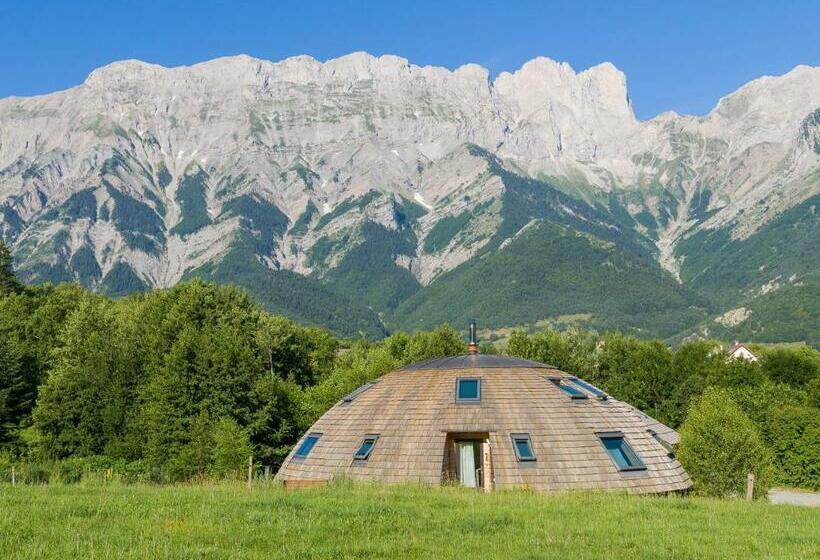 ペンション Au Dela Des Nuages, Maison D Hôtes Insolite & Spa