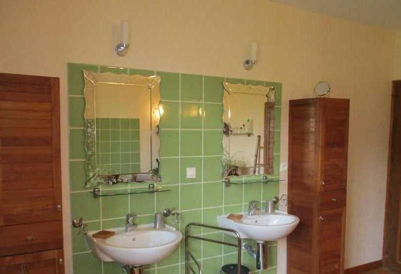 Пансион Chambres D Hôtes La Petite Résie