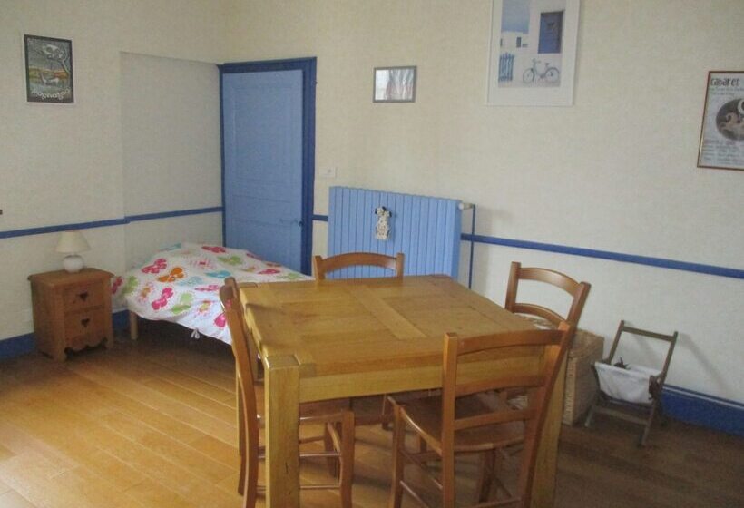 Пансион Chambres D Hôtes La Petite Résie