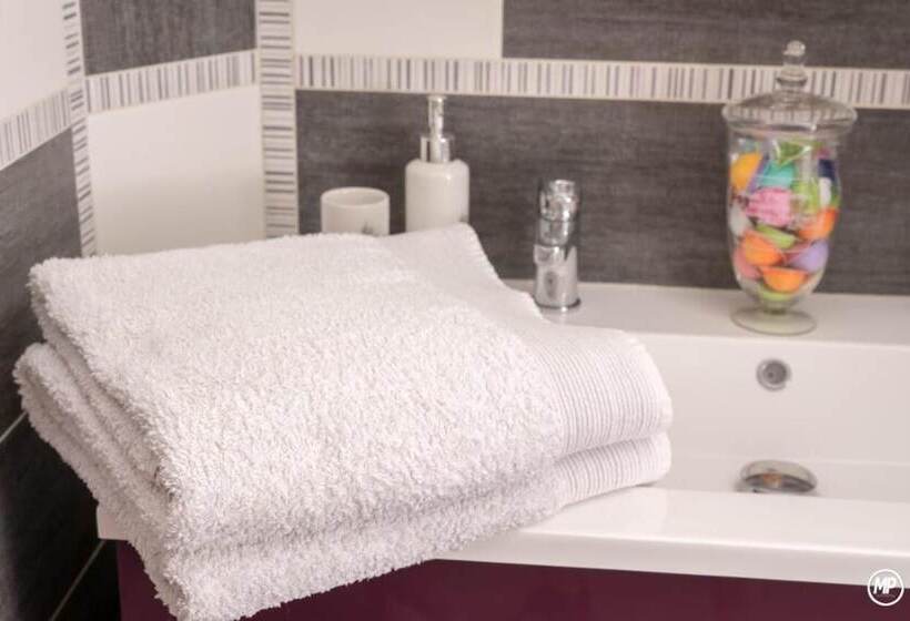 B&b Lou Castet De Lussolle
