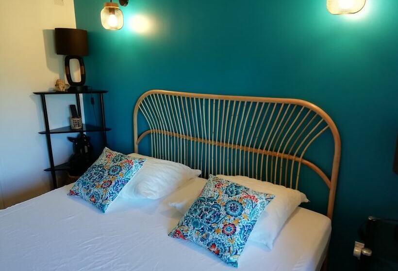Bed and Breakfast A La Maison D'hôtes
