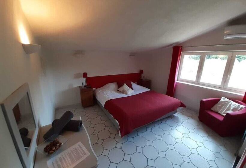 مبيت وإفطار Le Vieux Platane