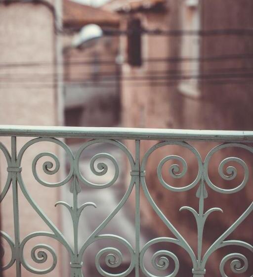 ベッドアンドブレックファースト O Palmier Caché