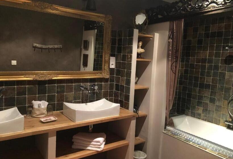 ベッドアンドブレックファースト O Palmier Caché