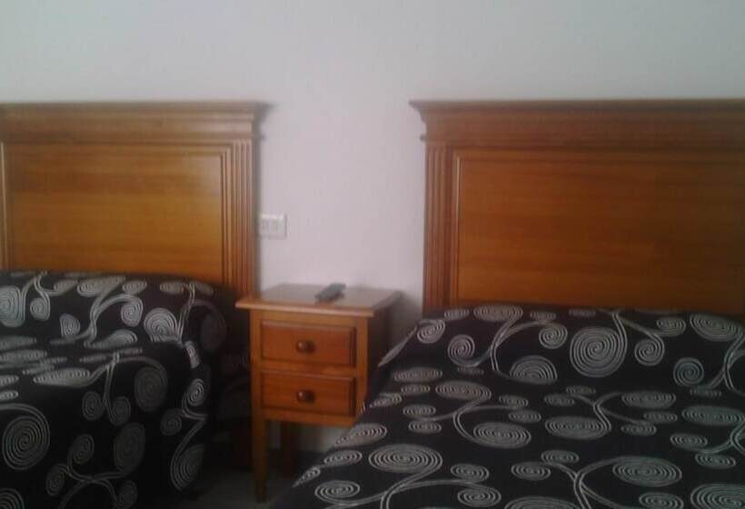 Hostal Cabrera