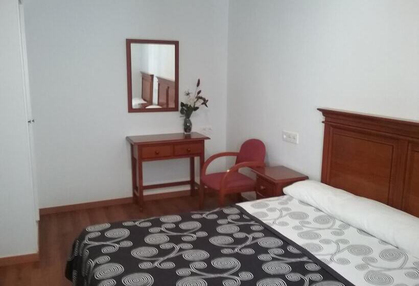 Hostal Cabrera