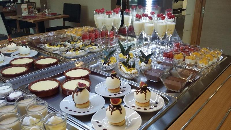 ホテル Auberge Du Chateau De Joux