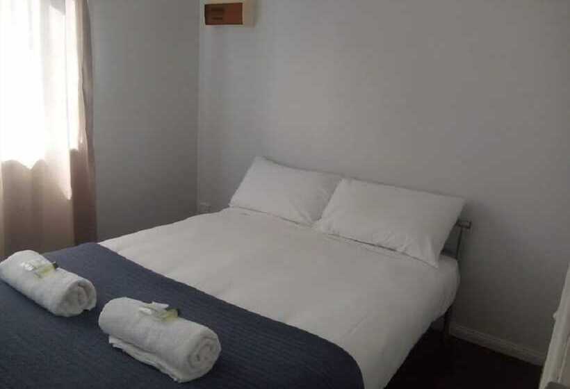 호텔 Guyra Summit Caravan Park