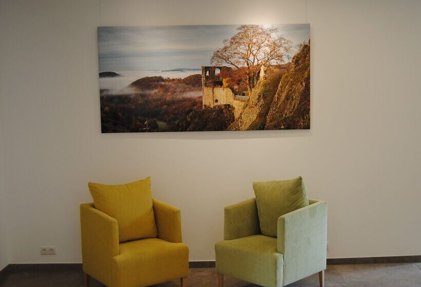 ホテル Restaurant Bastenhaus