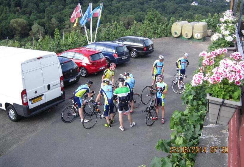 בית מלון כפרי Restaurant Weingut Kapellenhof