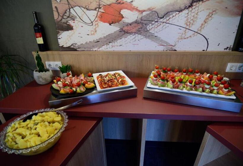 בית מלון כפרי Restaurant Weingut Kapellenhof