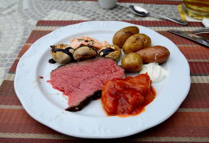 בית מלון כפרי Restaurant Weingut Kapellenhof