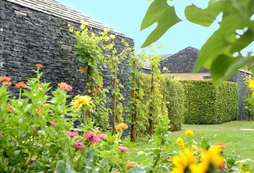 ホテル Weinkulturgut Longenschloder