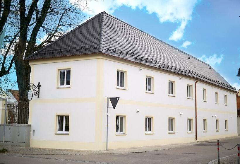 Отель Zur Schlossschmiede