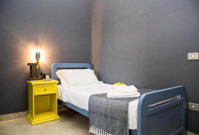 Lako Hostel