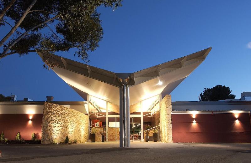 مُتل Renmark Resort