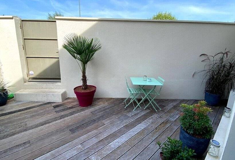 פנסיון Au 10 Bed & Breakfast