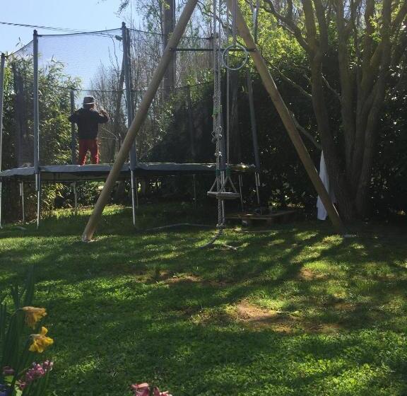 膳宿费 Le Chat Blanc