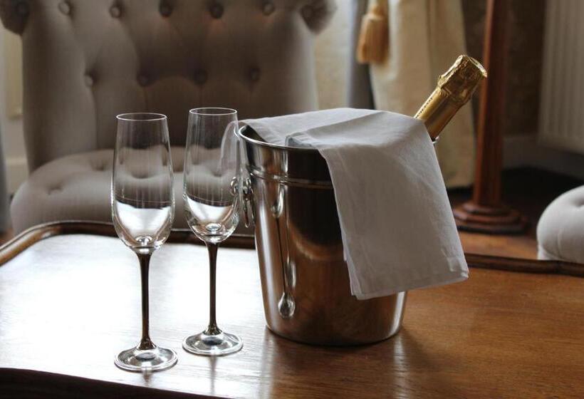 膳宿费 Le Patio Chambres Et Tables D Hôtes