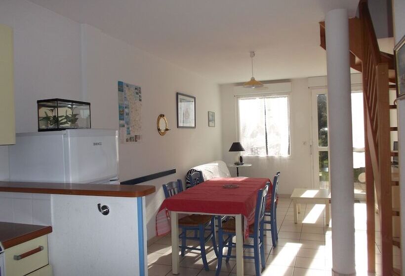 بنسيون Résidence La Calanque