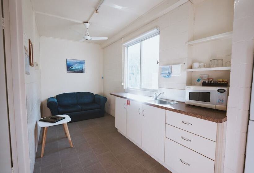 Курорт Big4 Breeze Holiday Parks  Cania Gorge