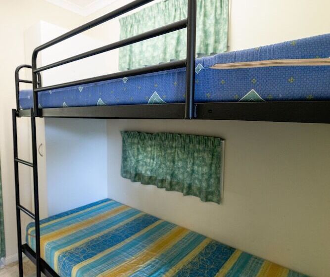 Курорт Big4 Breeze Holiday Parks  Cania Gorge