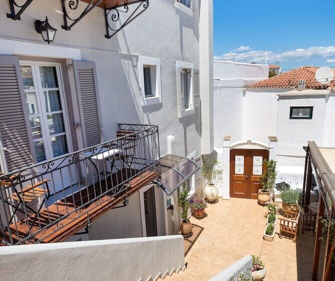 پانسیون Guesthouse Niriides