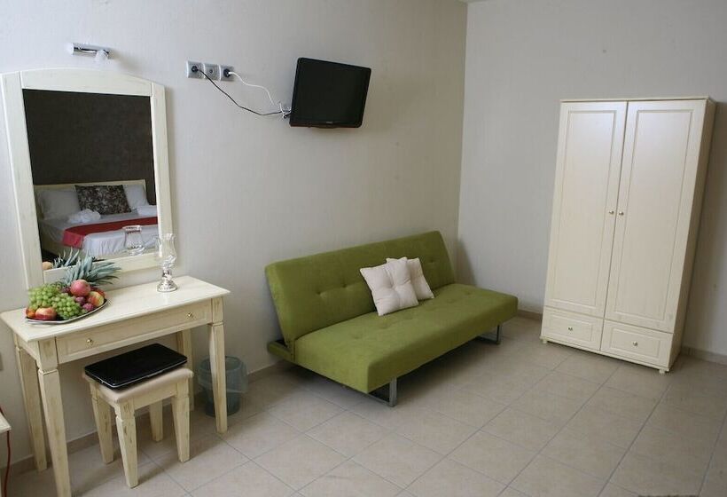 پانسیون Michaelangelo Boutique Parga