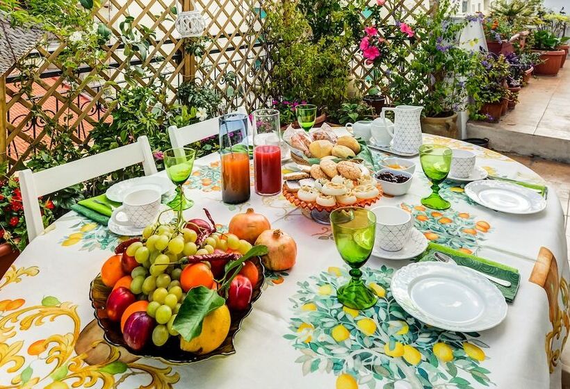 تختخواب و صبحانه Alghero Roof Garden
